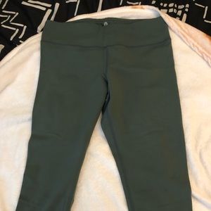 Seafoam Green crop leggings- 90 degrees